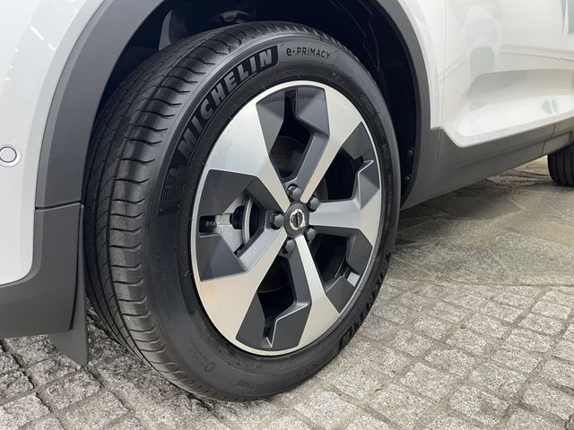 VOLVO XC40 2024 Image 31