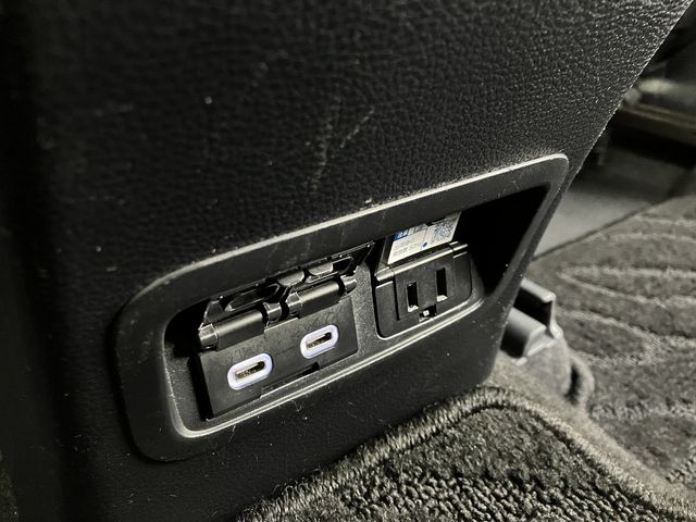 TOYOTA COROLLA TOURING HYBR 2023 Image 31