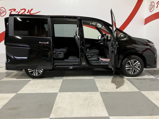 NISSAN SERENA  WG 4WD 2025 Image 31