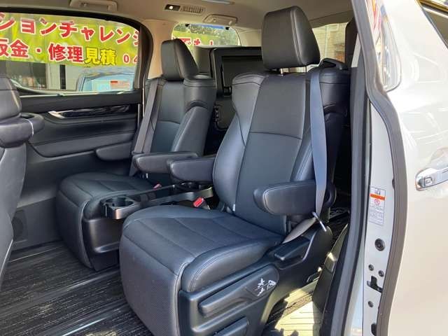 TOYOTA ALPHARD HYBRID 4WD 2019 Image 31