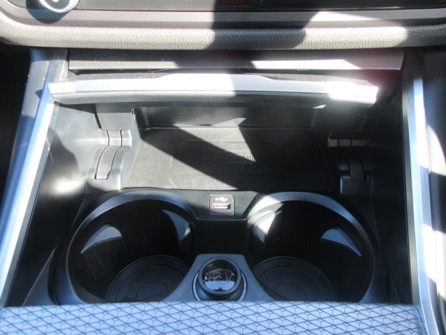 BMW 3SERIES SEDAN 2025 Image 31