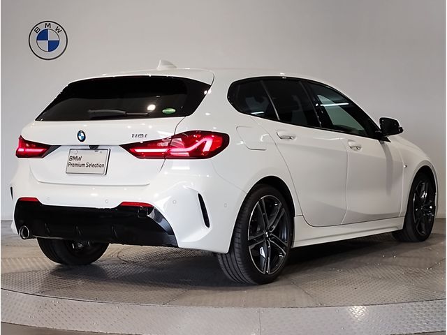 BMW 1SERIES 2021 Image 31