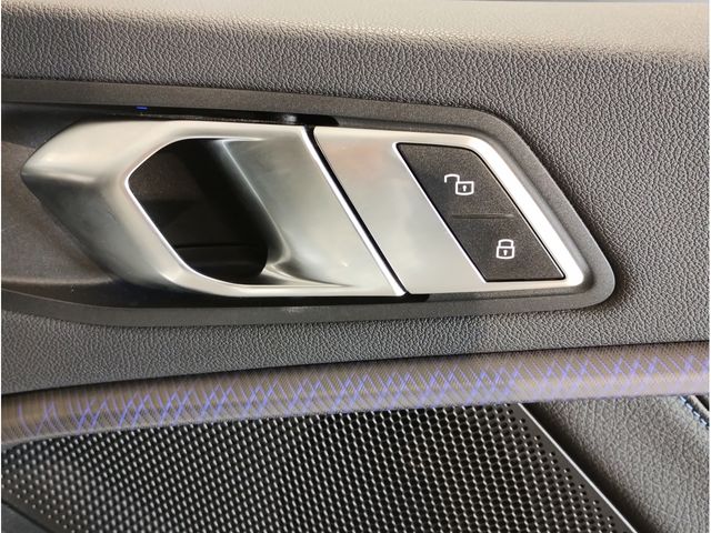 BMW 1SERIES 2021 Image 31