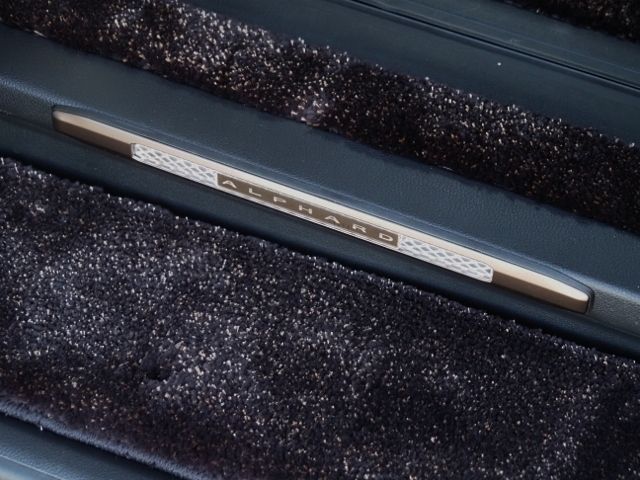 TOYOTA ALPHARD HYBRID 4WD 2023 Image 31