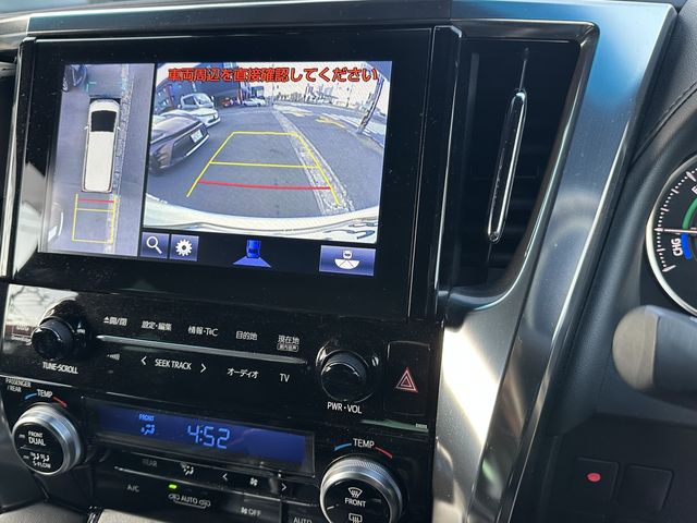 TOYOTA ALPHARD HYBRID 4WD 2019 Image 31