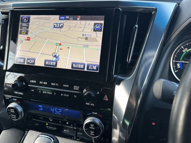 TOYOTA ALPHARD HYBRID 4WD 2019 Image 31