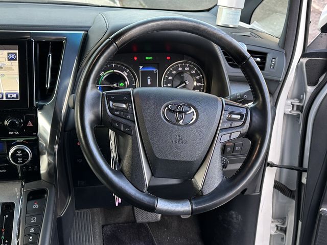 TOYOTA ALPHARD HYBRID 4WD 2019 Image 31