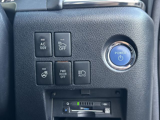 TOYOTA ALPHARD HYBRID 4WD 2019 Image 31