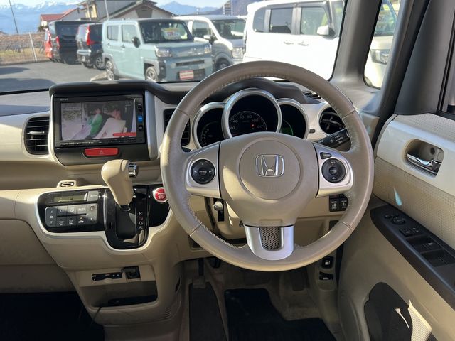 HONDA N BOX 2016 Image 31