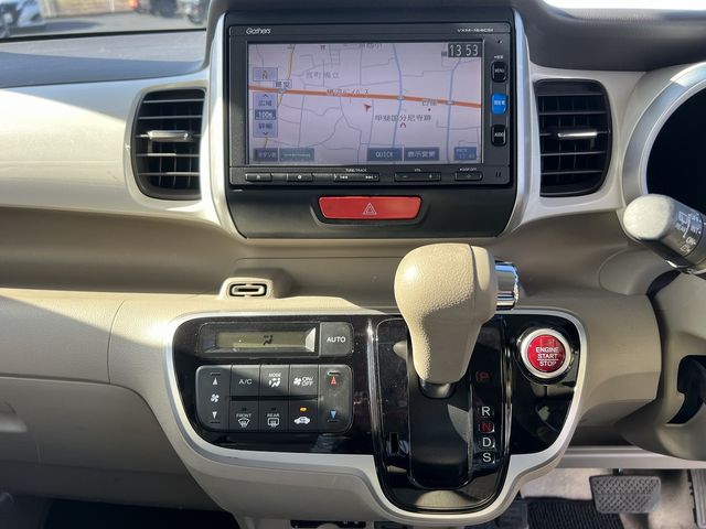 HONDA N BOX 2016 Image 31