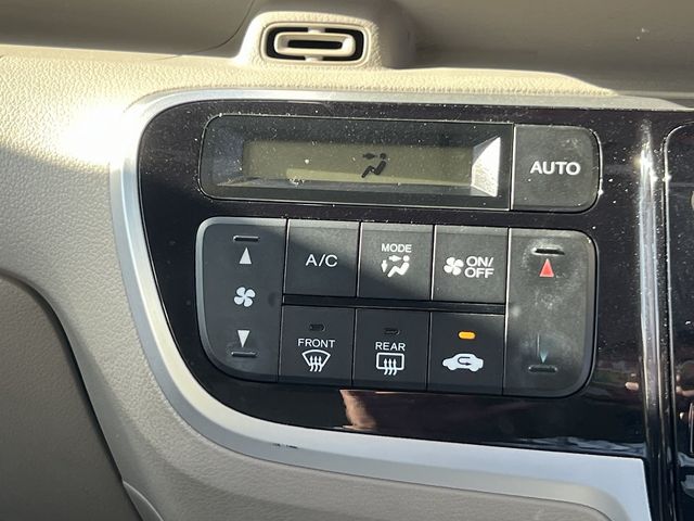 HONDA N BOX 2016 Image 31