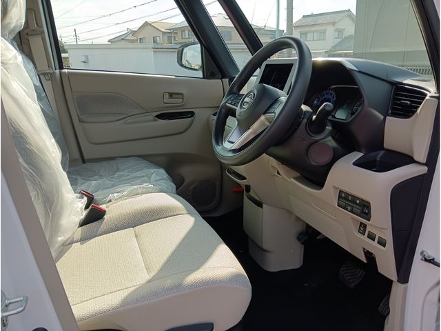 NISSAN ROOX 2025 Image 31