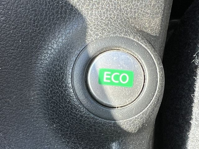 NISSAN NOTE 2013 Image 31