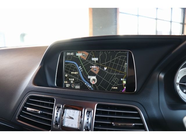 MERCEDES BENZ E CLAS 2013 Image 31