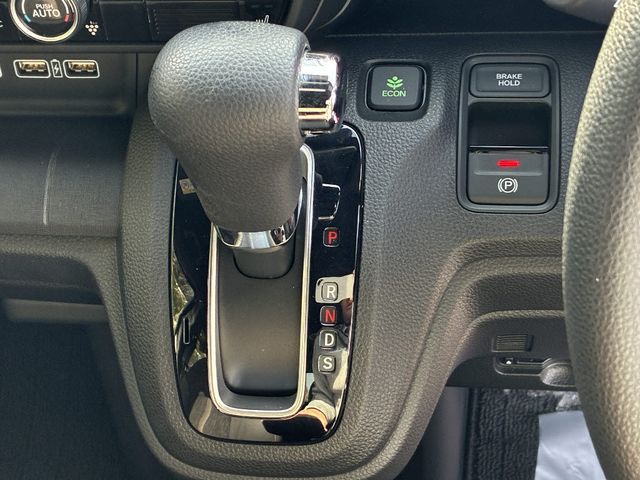 HONDA N-WGN CUSTOM 2020 Image 31