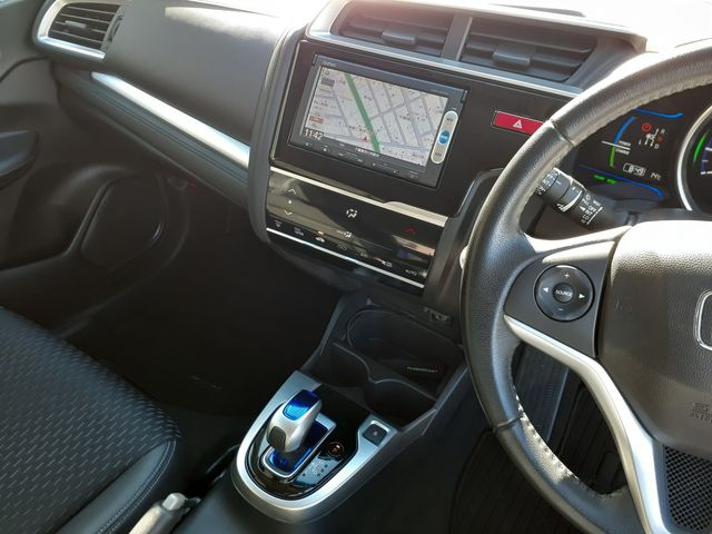 HONDA FIT HYBRID 2014 Image 31