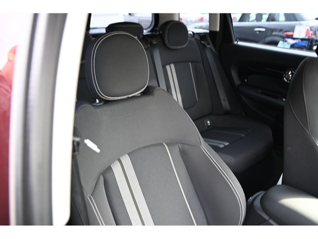BMW MINI COOPER S CL 2019 Image 31