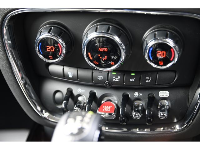 BMW MINI COOPER S CL 2019 Image 31