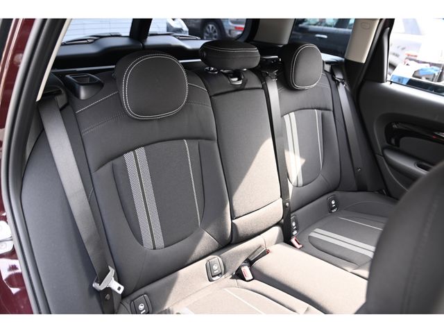 BMW MINI COOPER S CL 2019 Image 31