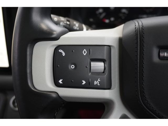 ROVER DEFENDER 2022 Image 31