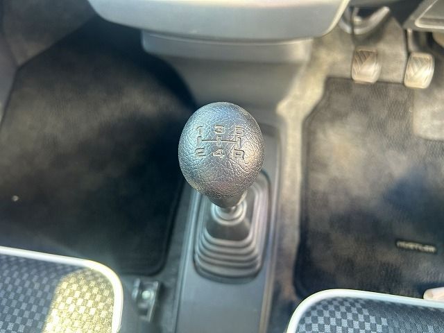 SUZUKI HUSTLER 2017 Image 31