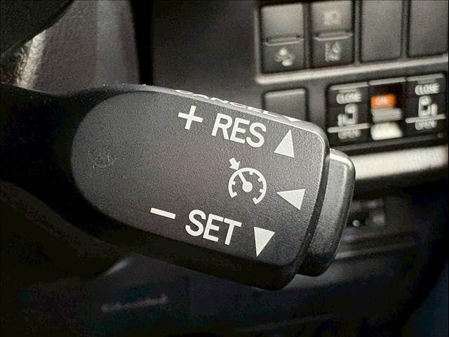 TOYOTA NOAH 2019 Image 31