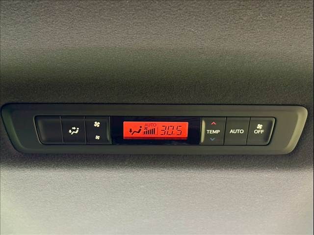 TOYOTA NOAH 2019 Image 31