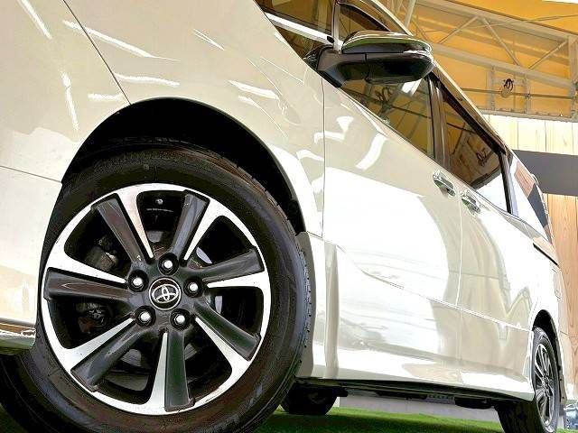 TOYOTA NOAH 2019 Image 31