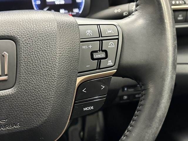 TOYOTA CROWN CROSSOVER 2022 Image 31