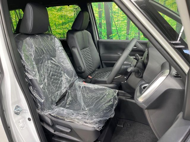 TOYOTA VOXY HYBRID 2026 Image 31