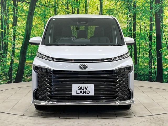 TOYOTA VOXY HYBRID 2026 Image 31