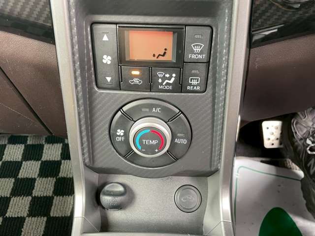 DAIHATSU COPEN 2015 Image 31