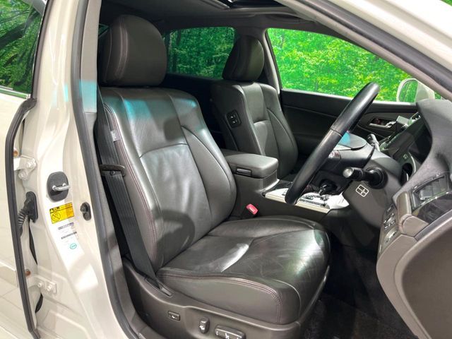 TOYOTA CROWN SEDAN 2011 Image 31