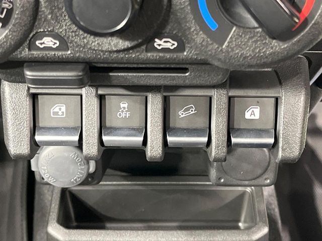 SUZUKI JIMNY 4WD 2023 Image 31