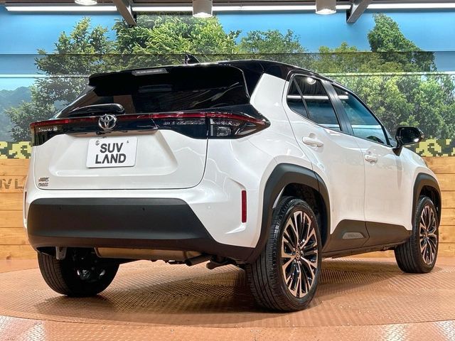 TOYOTA YARIS CROSS 2025 Image 31