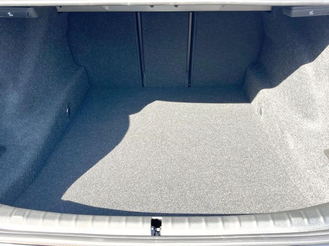 BMW 5SERIES SEDAN 2017 Image 31