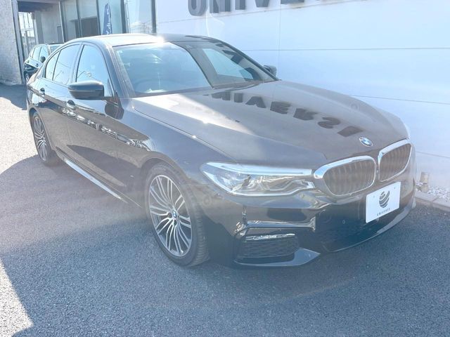 BMW 5SERIES SEDAN 2017 Image 31