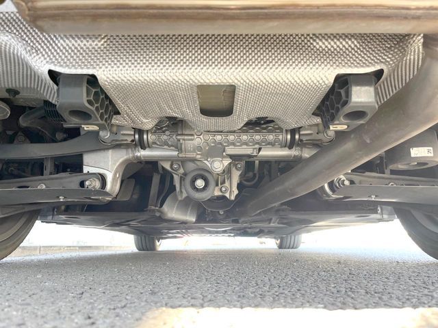 BMW 5SERIES SEDAN 2017 Image 31