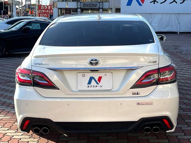 TOYOTA CROWN SEDAN HYBRID 2018 Image 31