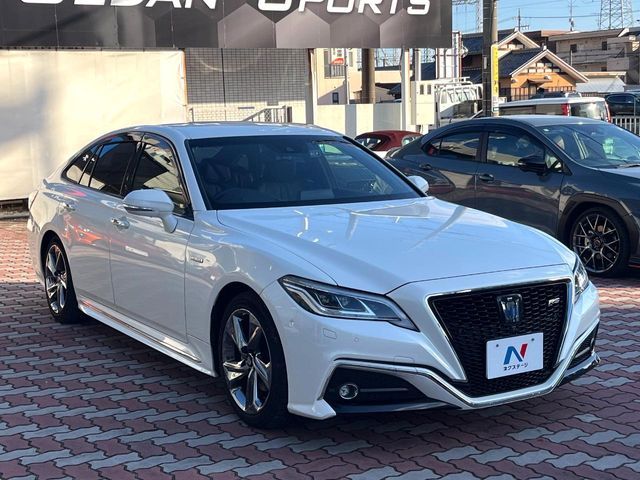 TOYOTA CROWN SEDAN HYBRID 2018 Image 31