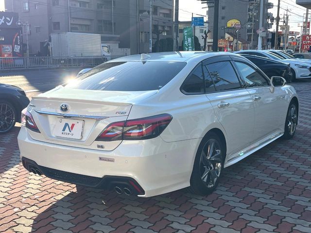 TOYOTA CROWN SEDAN HYBRID 2018 Image 31