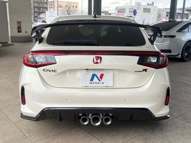 HONDA CIVIC HATCHBACK 2025 Image 31