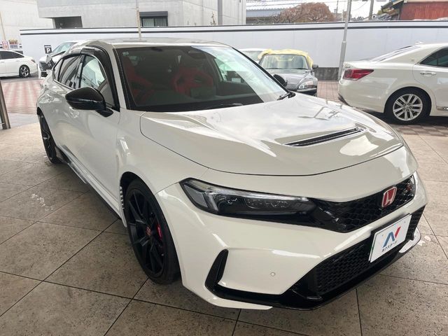 HONDA CIVIC HATCHBACK 2025 Image 31