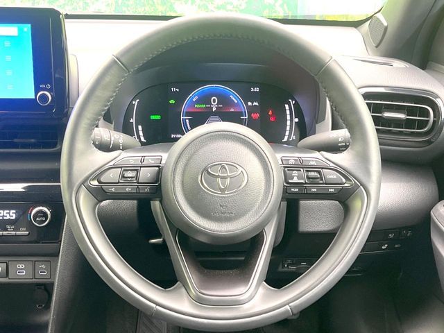 TOYOTA YARIS CROSS HYBRID 2025 Image 31