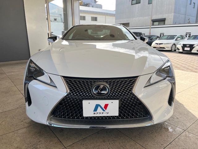 TOYOTA LEXUS LC500 2017 Image 31