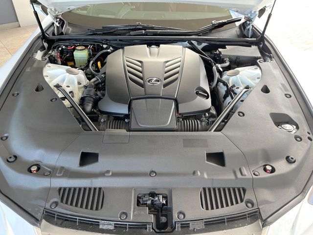 TOYOTA LEXUS LC500 2017 Image 31