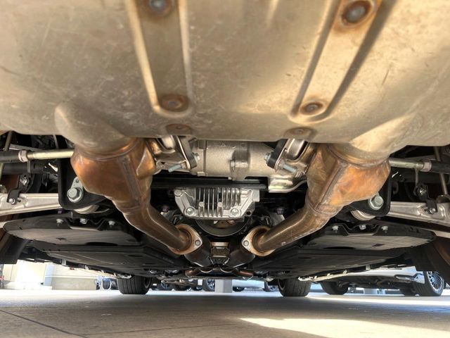 TOYOTA LEXUS LC500 2017 Image 31