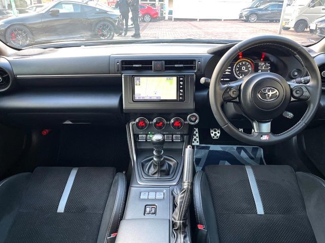 TOYOTA GR86 2022 Image 31