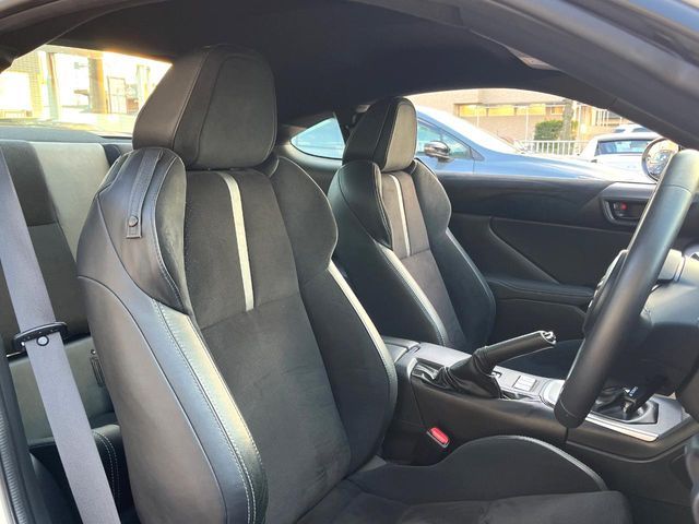 TOYOTA GR86 2022 Image 31