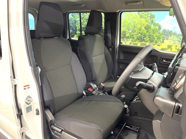 SUZUKI JIMNY NOMADE 2026 Image 31